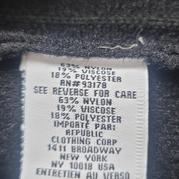 Soft dble button knit jacket - Picture 4 of 6